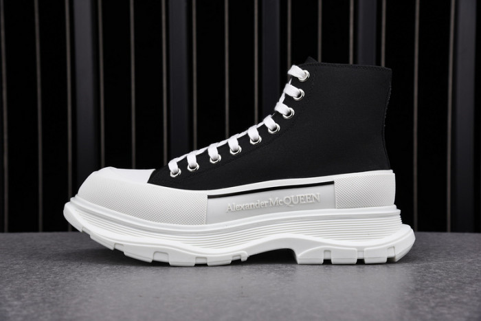 ALEX MCQU SNEAKER