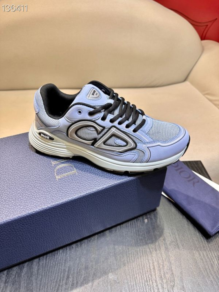 D10R SNEAKER