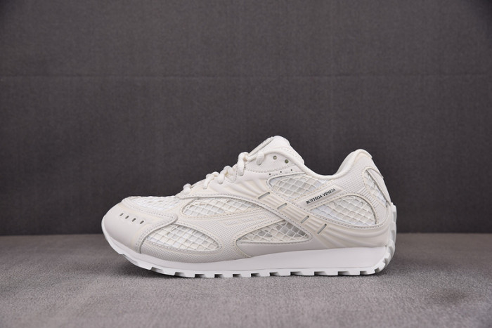 BV sneaker