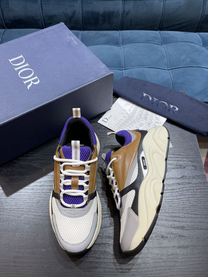 D10R SNEAKER