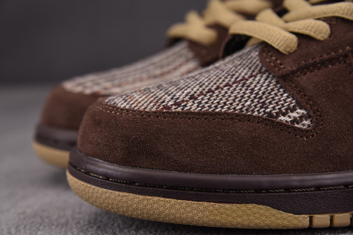 Stussy x SB Dunk Low Pro "Cherry"304292-223