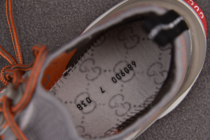 GUI SNEAKER