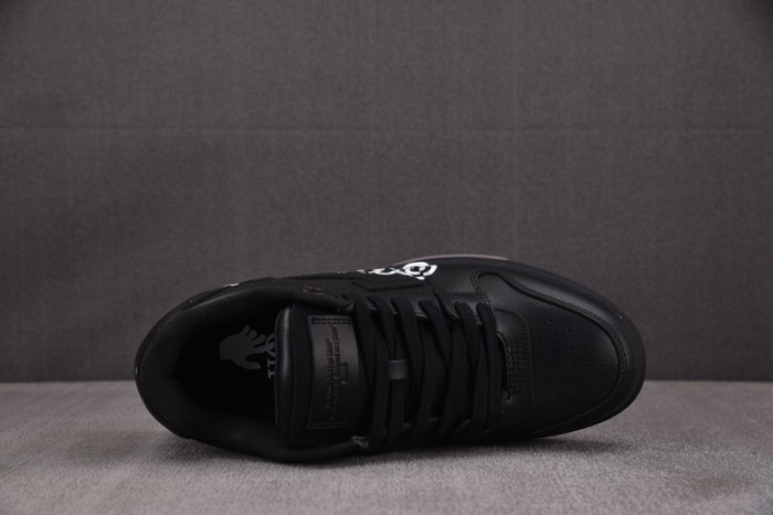 OFW SNEAKER