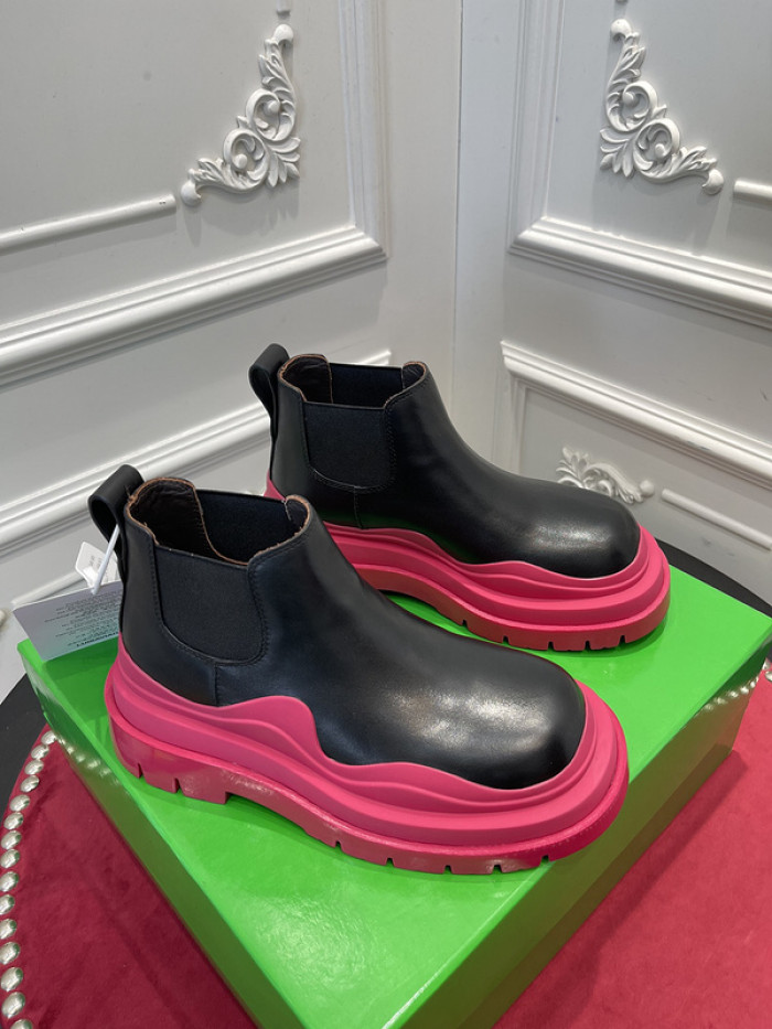 BV boots 011