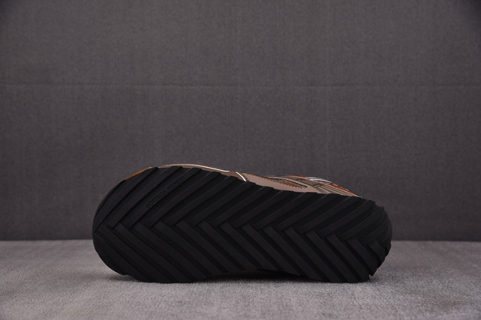 BV sneaker