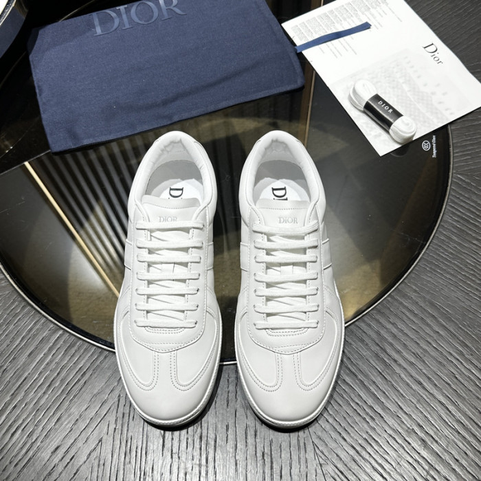 D10R SNEAKER