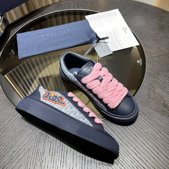 D10R SNEAKER