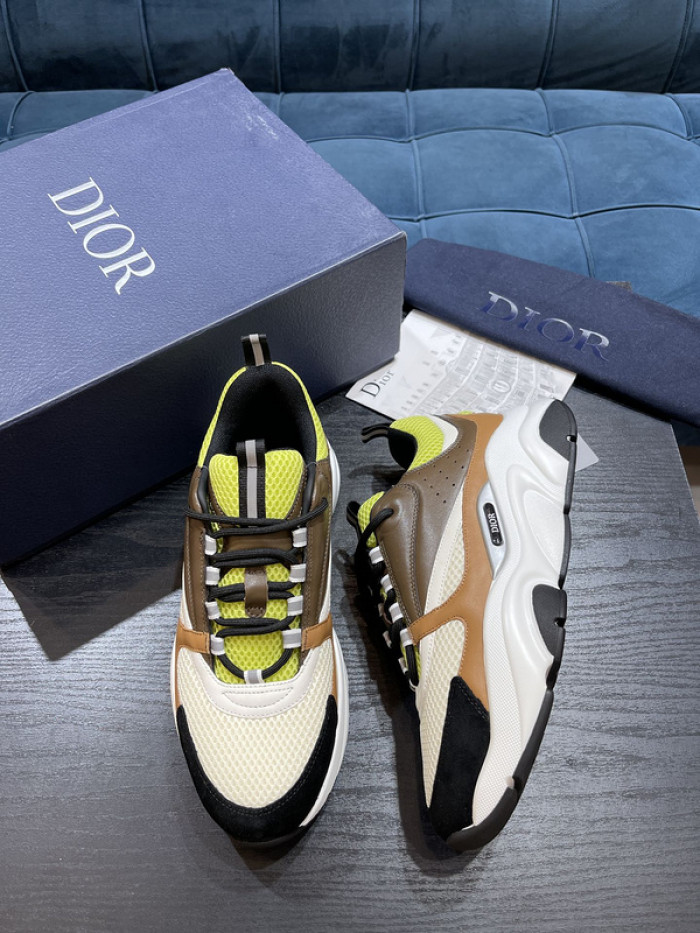 D10R SNEAKER