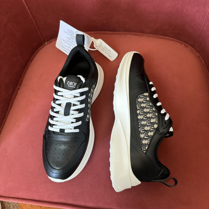 D10R B25 SNEAKER