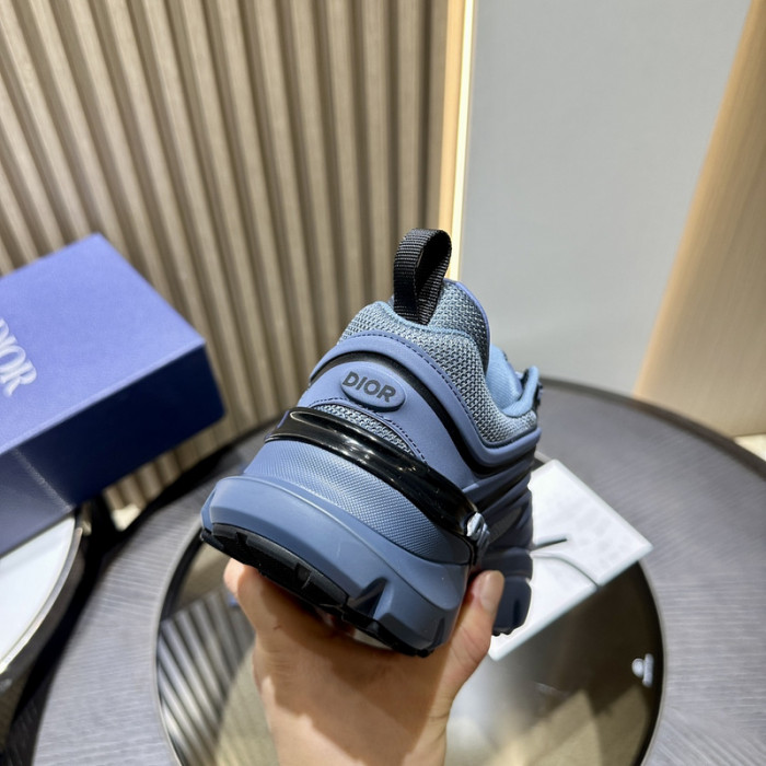 D10R B44 SNEAKER