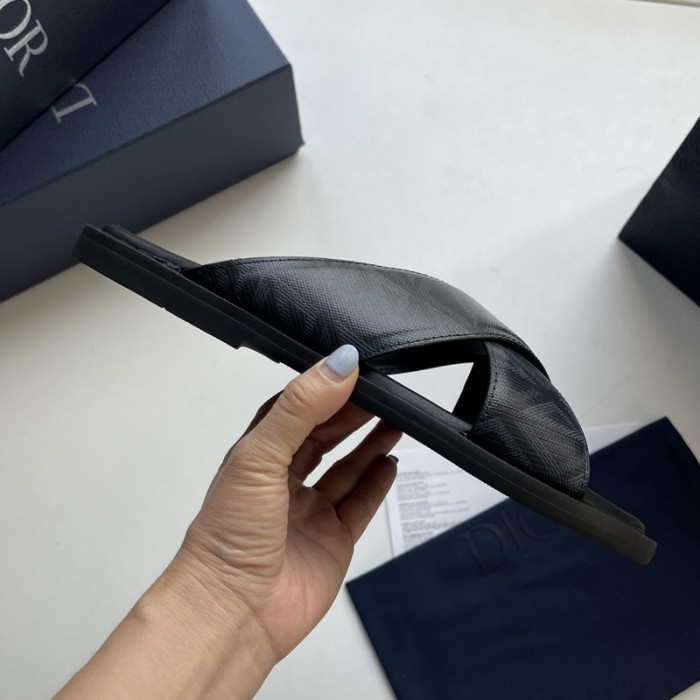 d10r sandal