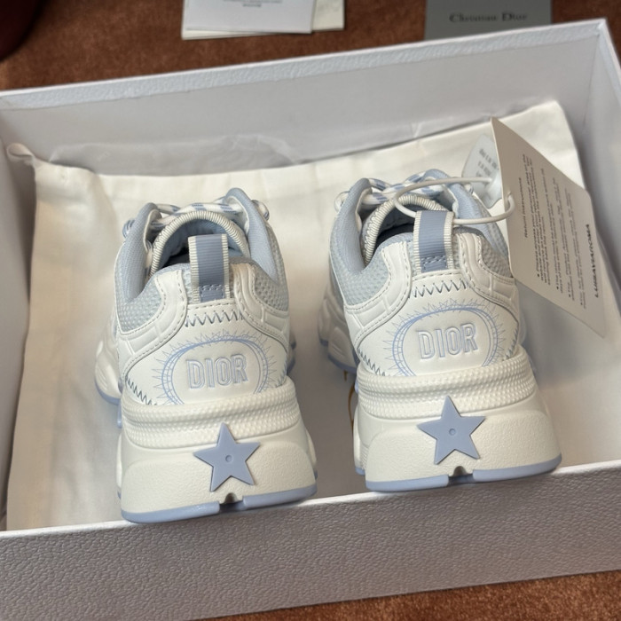 D10R SNEAKER