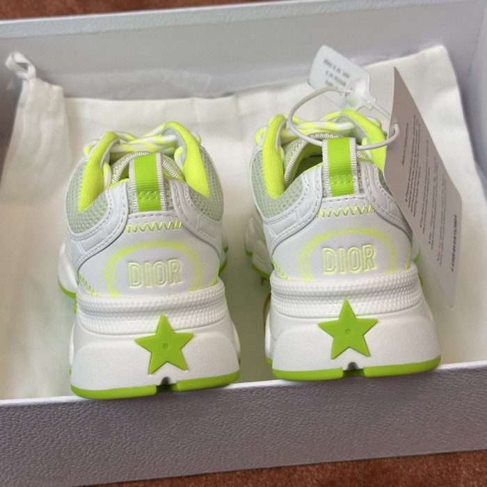D10R SNEAKER