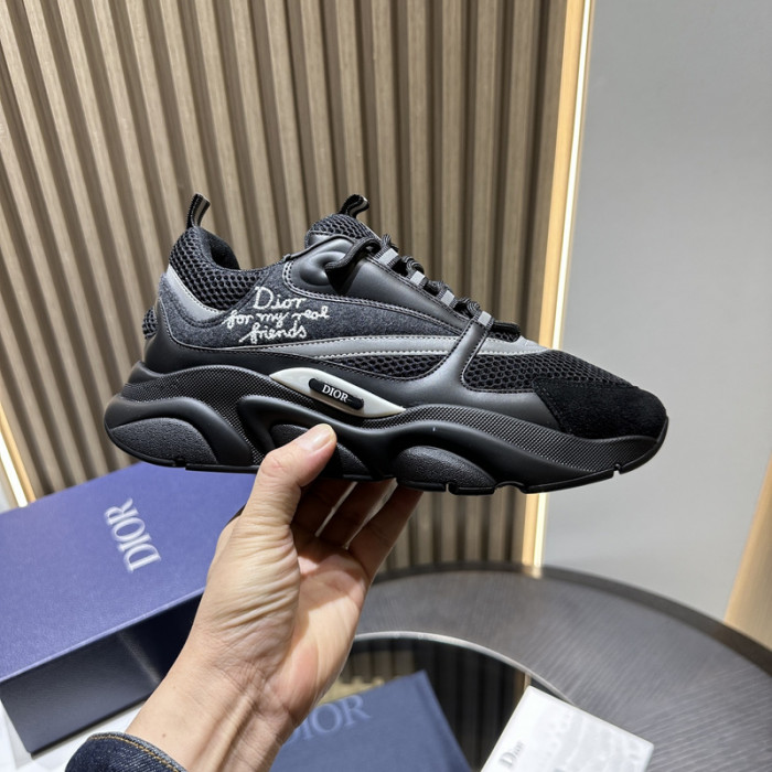 D10R SNEAKER