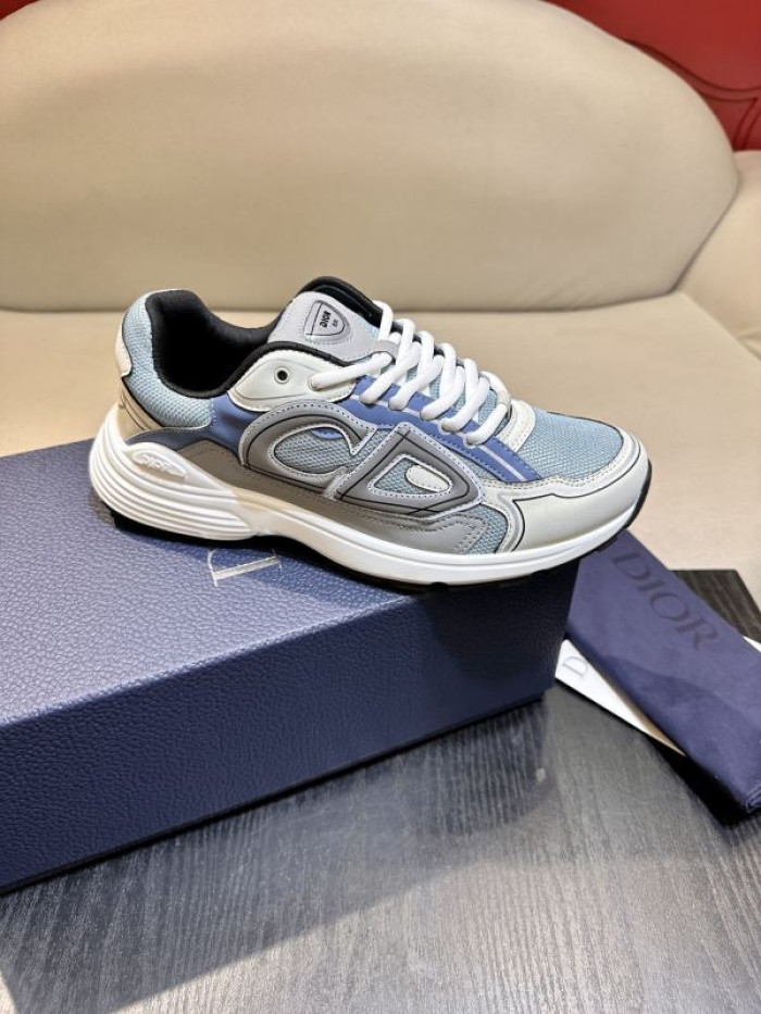 D10R SNEAKER