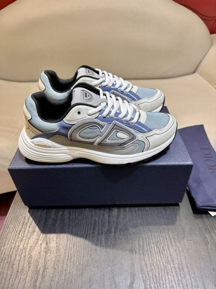 D10R SNEAKER
