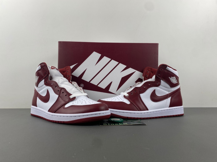 Air Jordan 1 High OG “Team Red” DZ5485-160