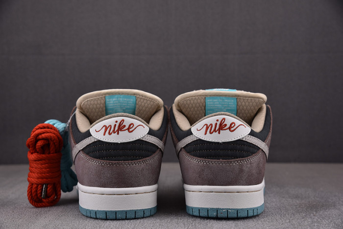 Nike SB Dunk Low Big Money Savings FZ3129-200