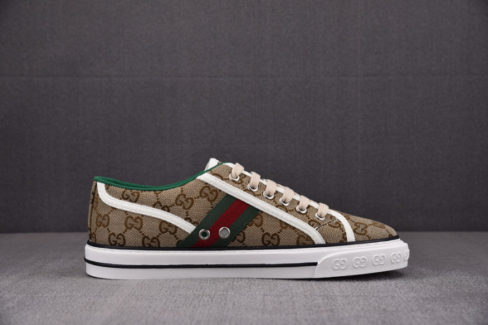 GUI SNEAKER