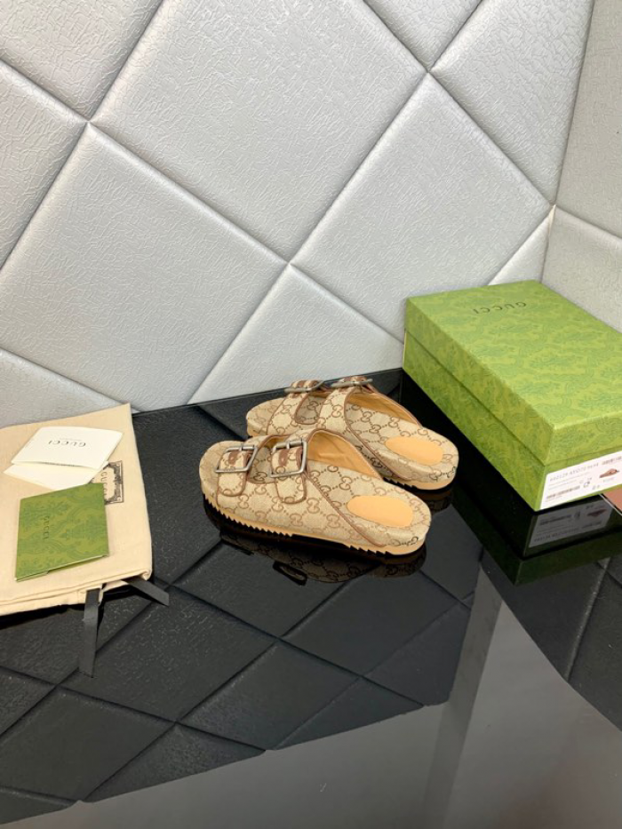 GUI SANDAL