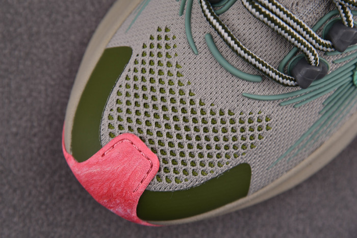 GUI SNEAKER