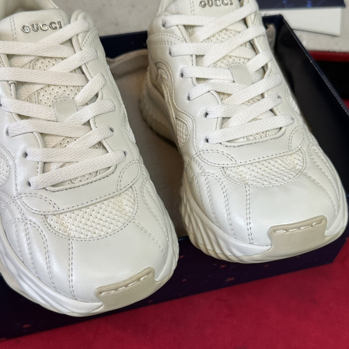 GUI SNEAKER