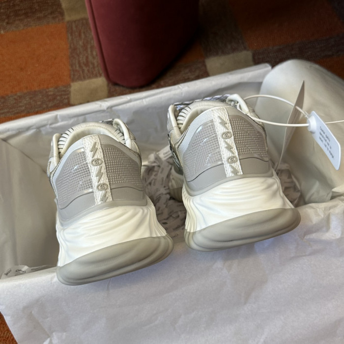 GUI SNEAKER
