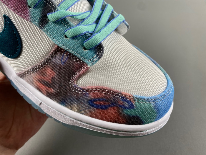 Nike SB Dunk Low Futura Laboratories Bleached Aqua  HF6061-400