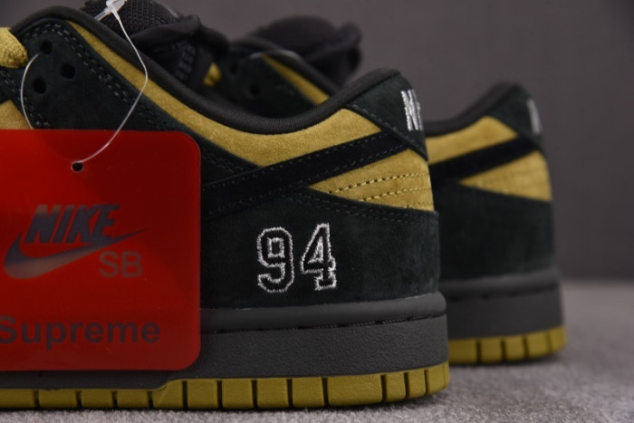 Nike SB Dunk Low Supr1m1 94 Camper Green HQ8487-300