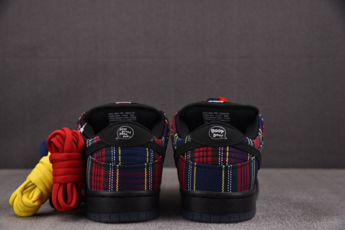 Nike SB Dunk Low Nardwuar II1493-600