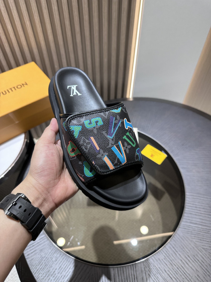 L0VT SANDAL