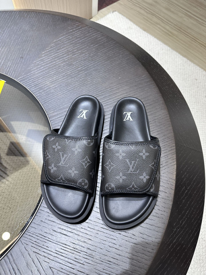 L0VT SANDAL