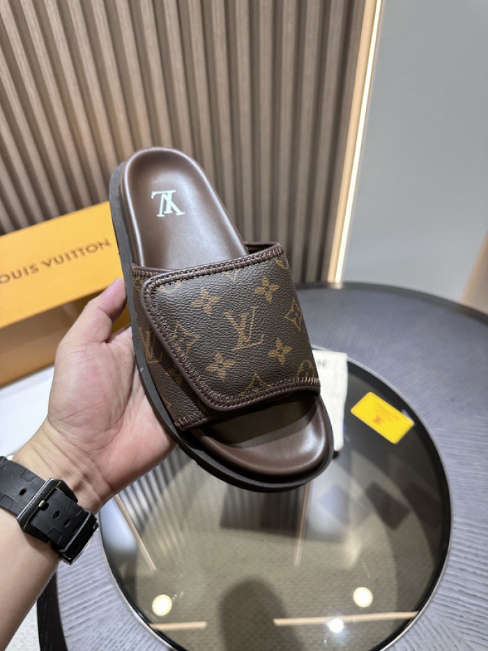 L0VT SANDAL