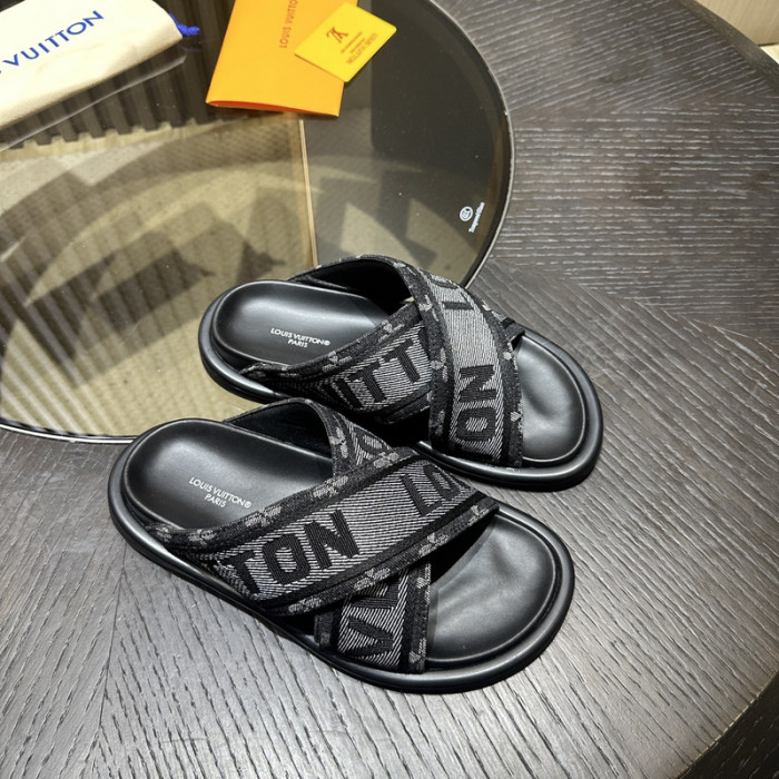 L0VT SANDAL