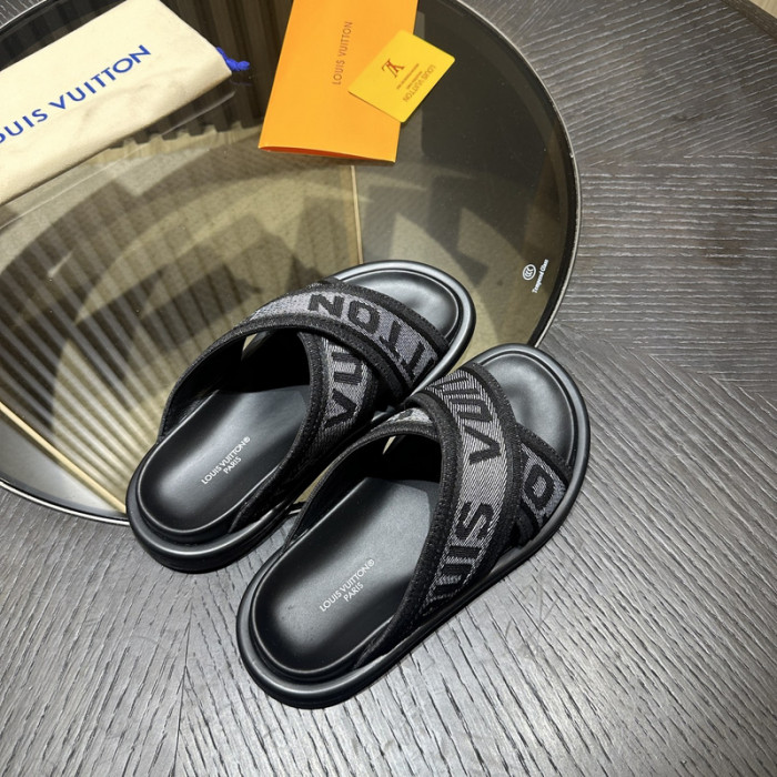 L0VT SANDAL