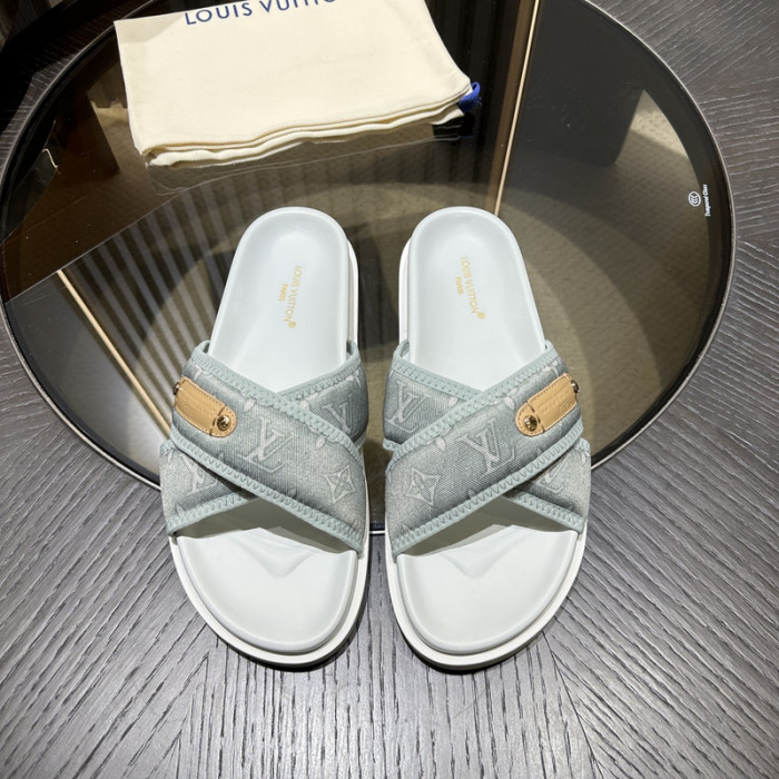L0VT SANDAL