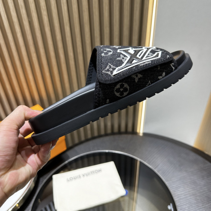 L0VT SANDAL