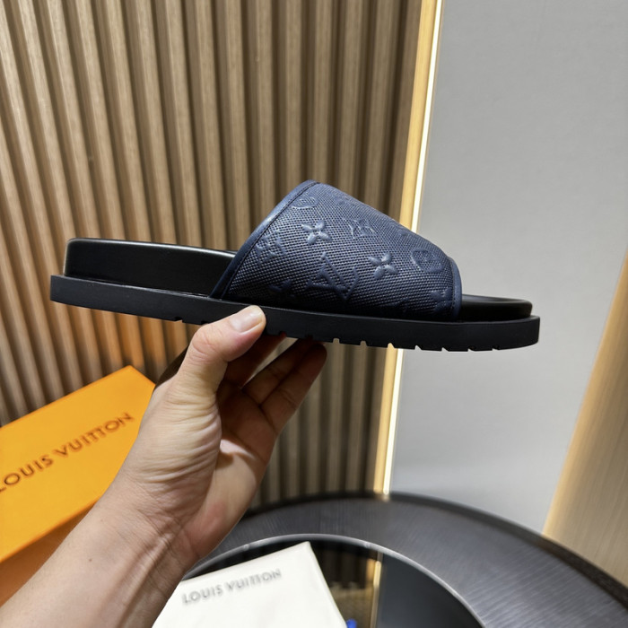 L0VT SANDAL