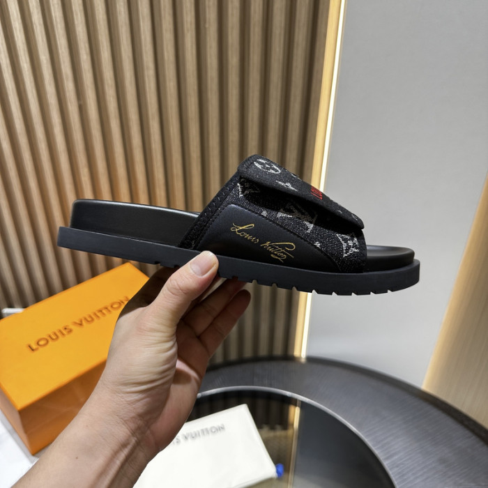 L0VT SANDAL