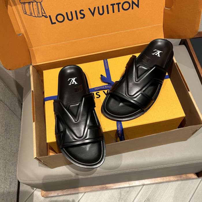 L0VT SANDAL