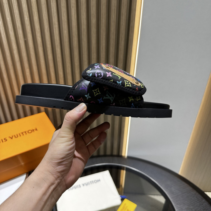 L0VT SANDAL