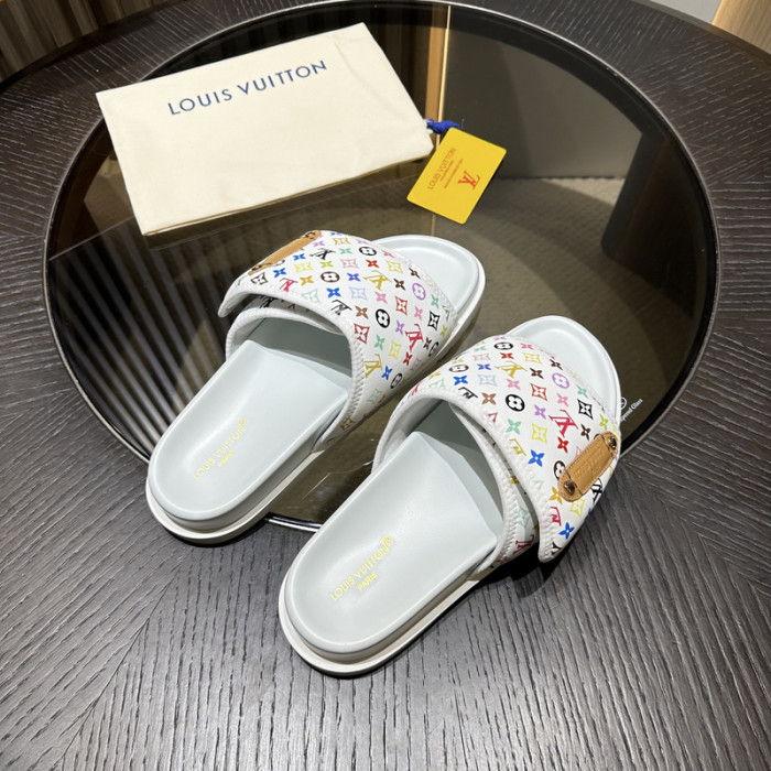 L0VT SANDAL