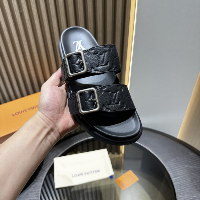 L0VT SANDAL