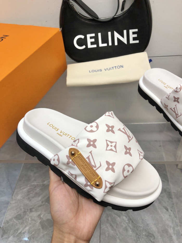 L0VT SANDAL