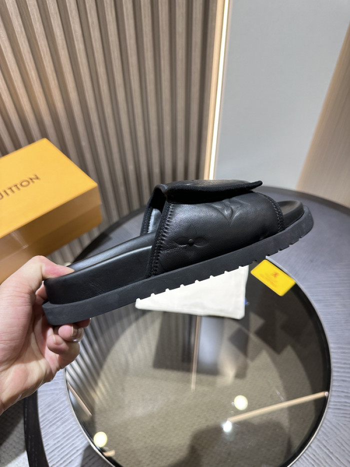 L0VT SANDAL