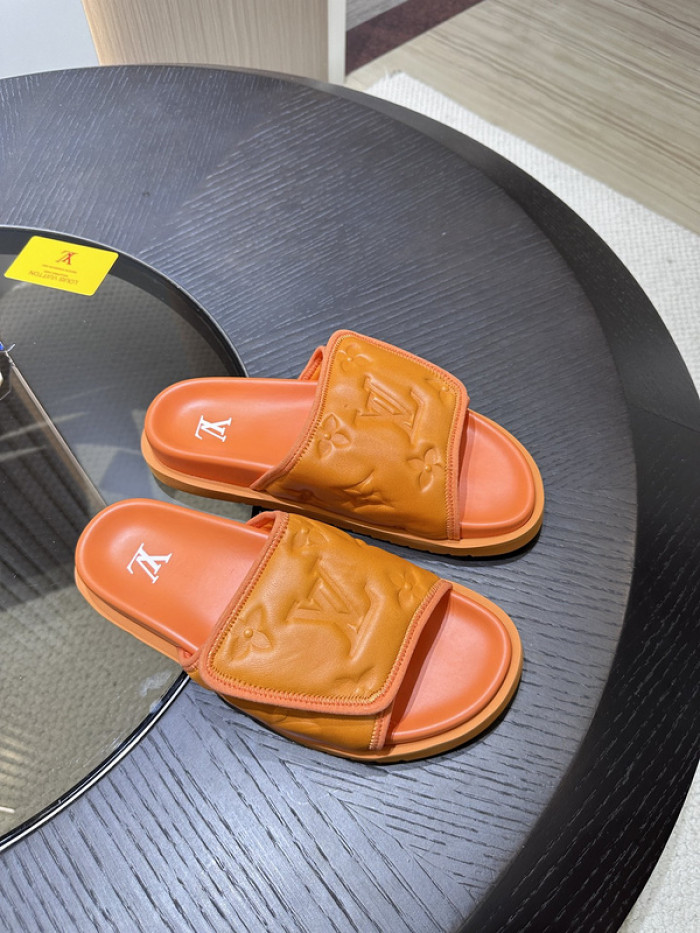 L0VT SANDAL