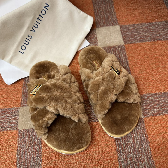 L0VT SANDAL