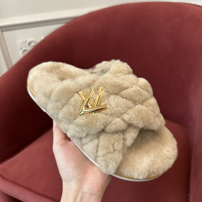 L0VT SANDAL