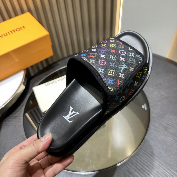 L0VT SANDAL