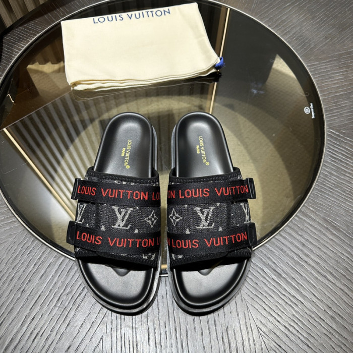 L0VT SANDAL